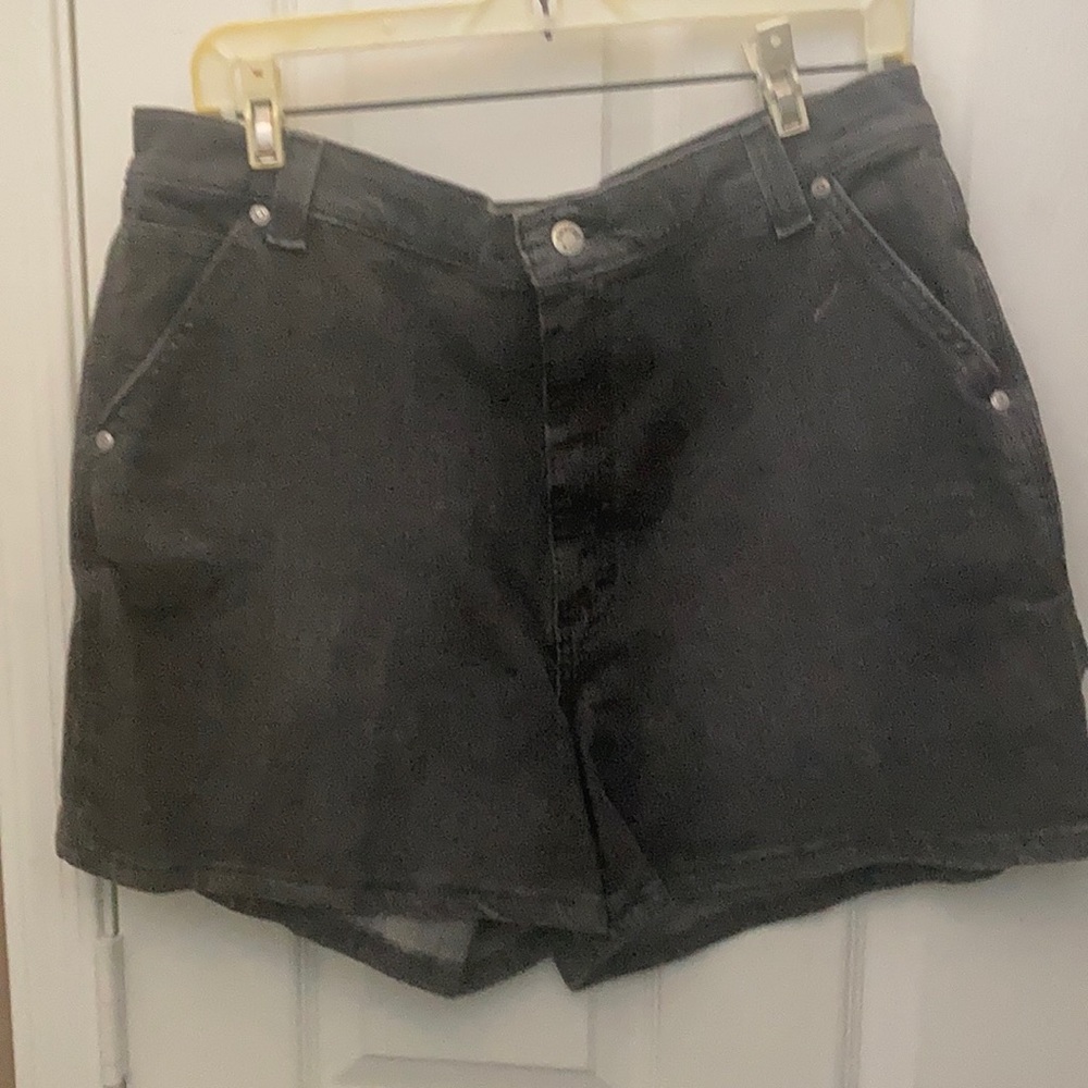 FINAL MARKDOWN Ladies lee shorts 16
